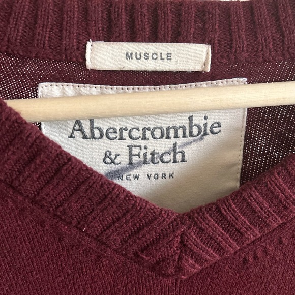 Abercrombie Sweater - Picture 3 of 3